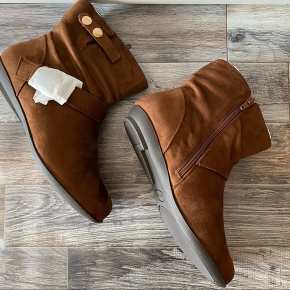 NEW COMFORTVIEW Adeline Brown Booties Sz 7.5 - Picture 6 of 9